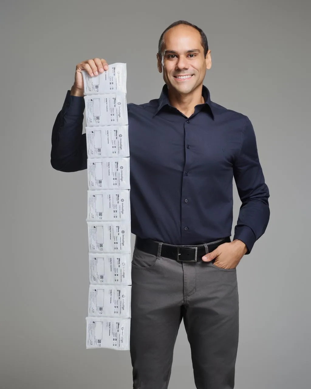 Dr. Cleverton Amorim — Especialista Platinum Invisalign em Natal/RN